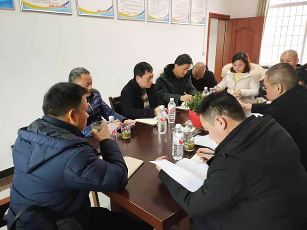 湘潭縣原政協(xié)副主席（段縣長秘書）組織政法委、公安局、司法局、教育局等領導來校考察并審批我校辦理“青少年專門教育學?！?.png